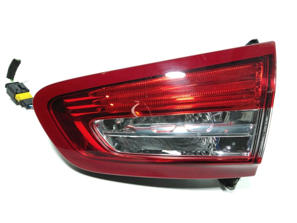 Feu arriere interieur droit