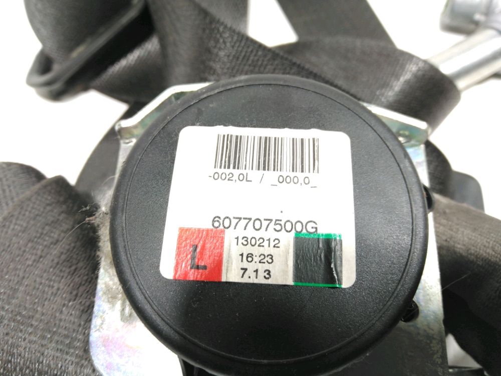 Ceinture avant gauche