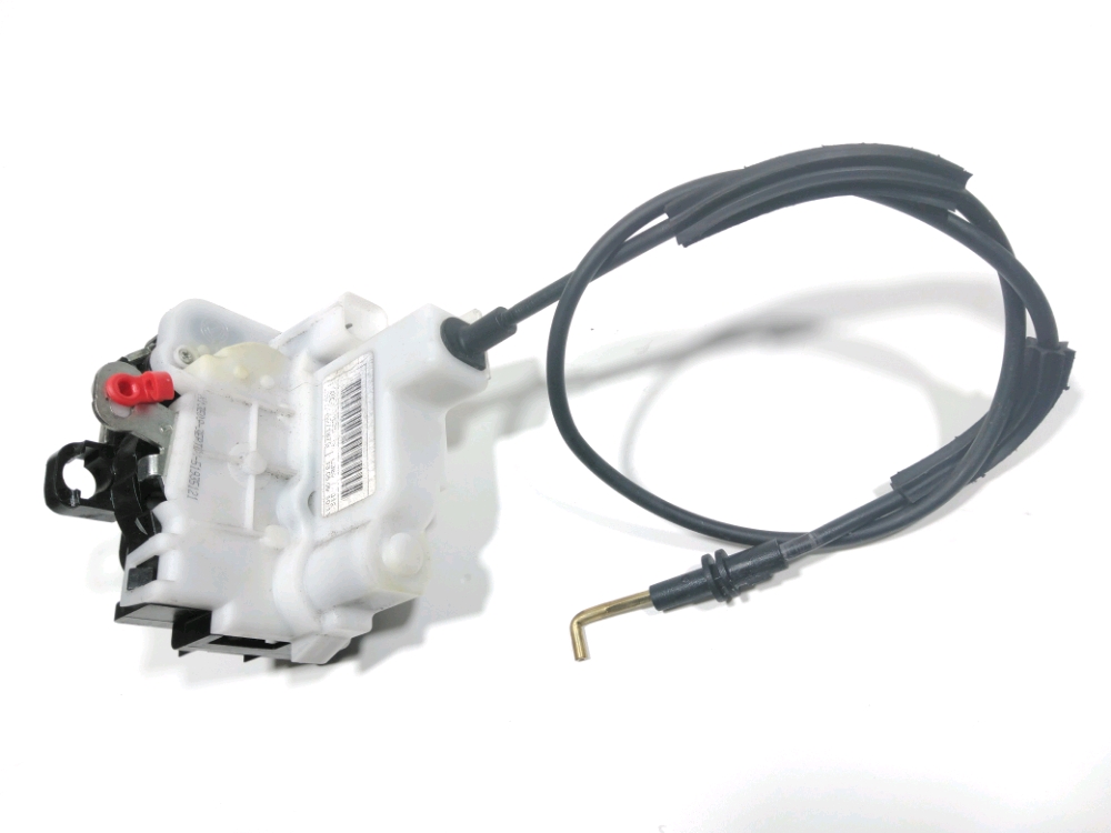 Serrure de porte avant droite