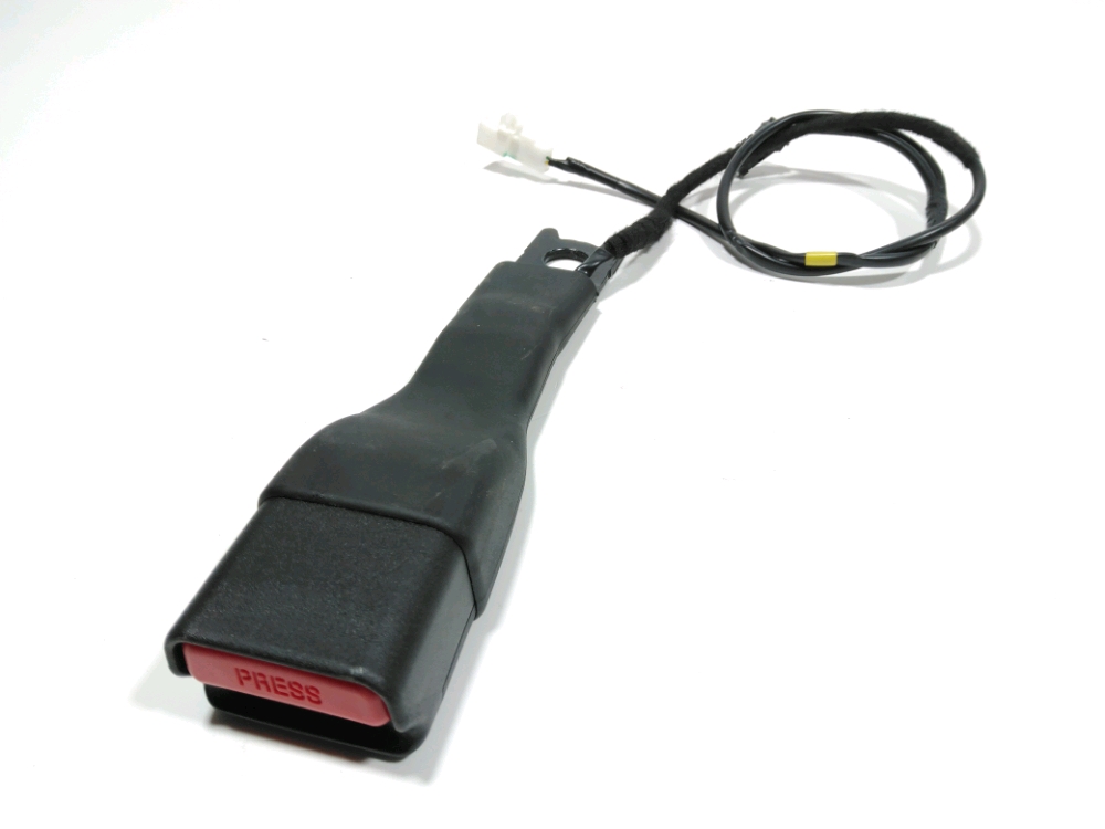 Ancrage ceinture avant droit