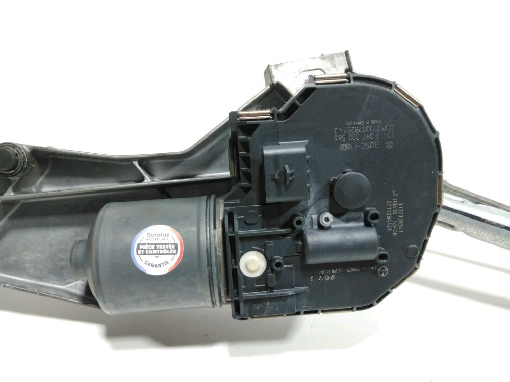 Mécanisme + moteur d'essuie glace avant