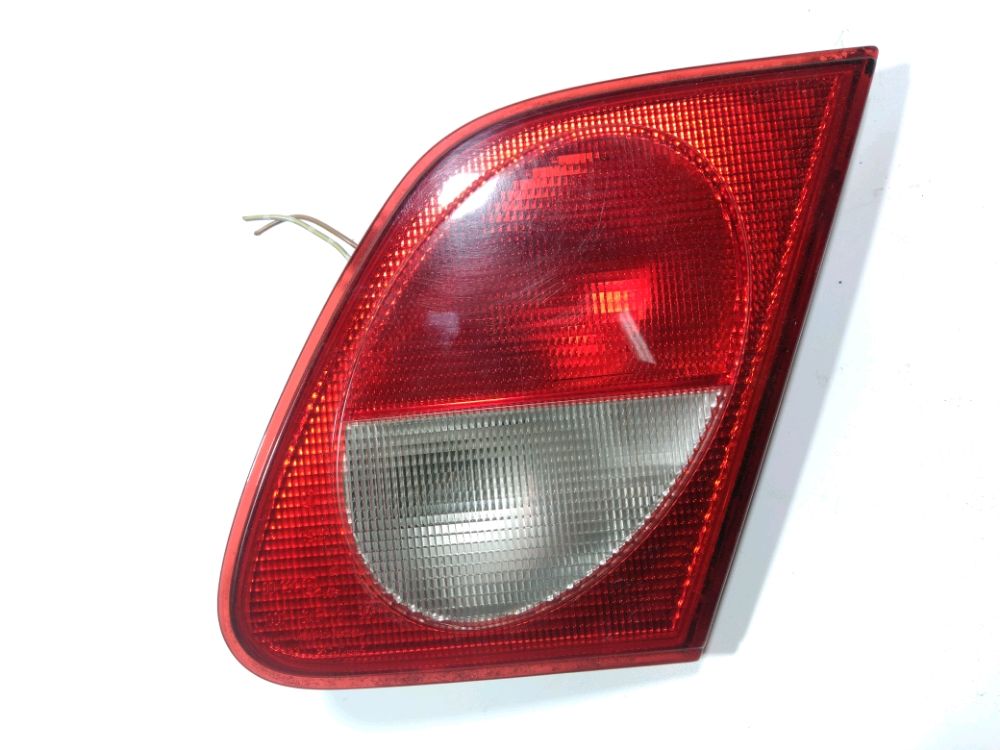 Feu arrière intérieur droit