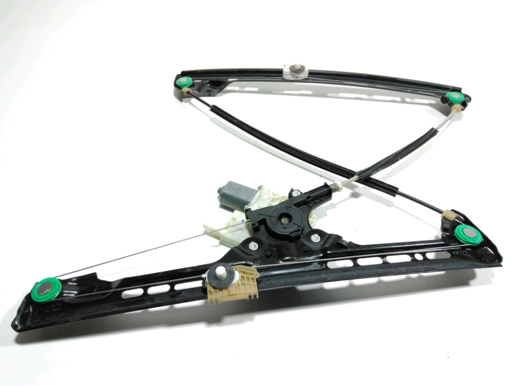 Lève-vitre électrique avant droit