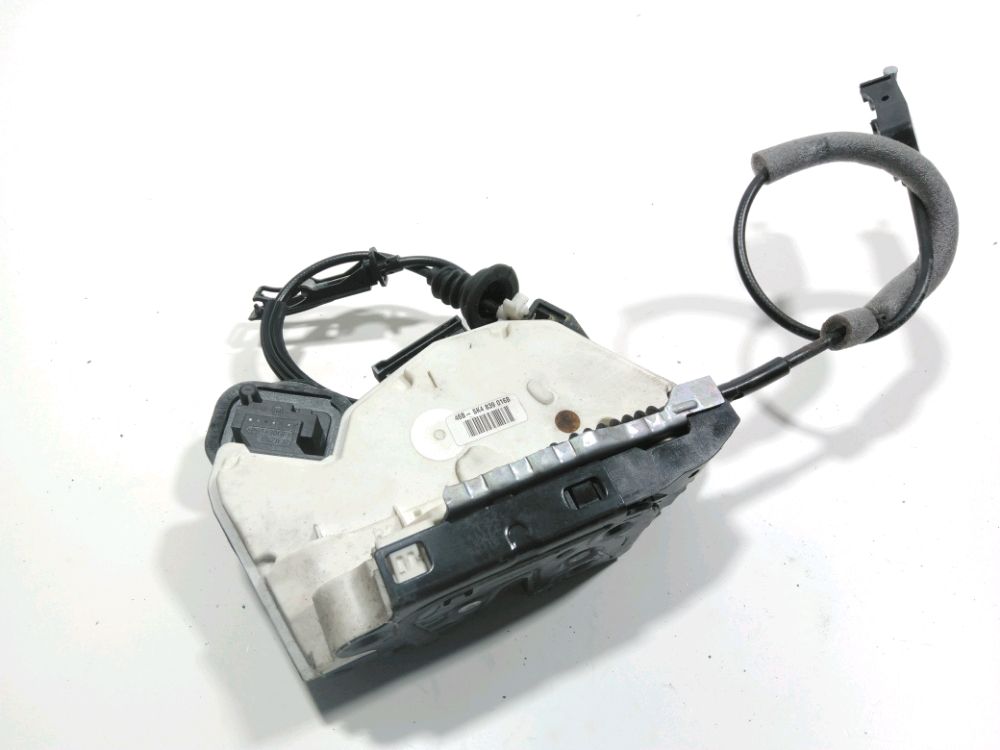 Serrure de porte arrière droite