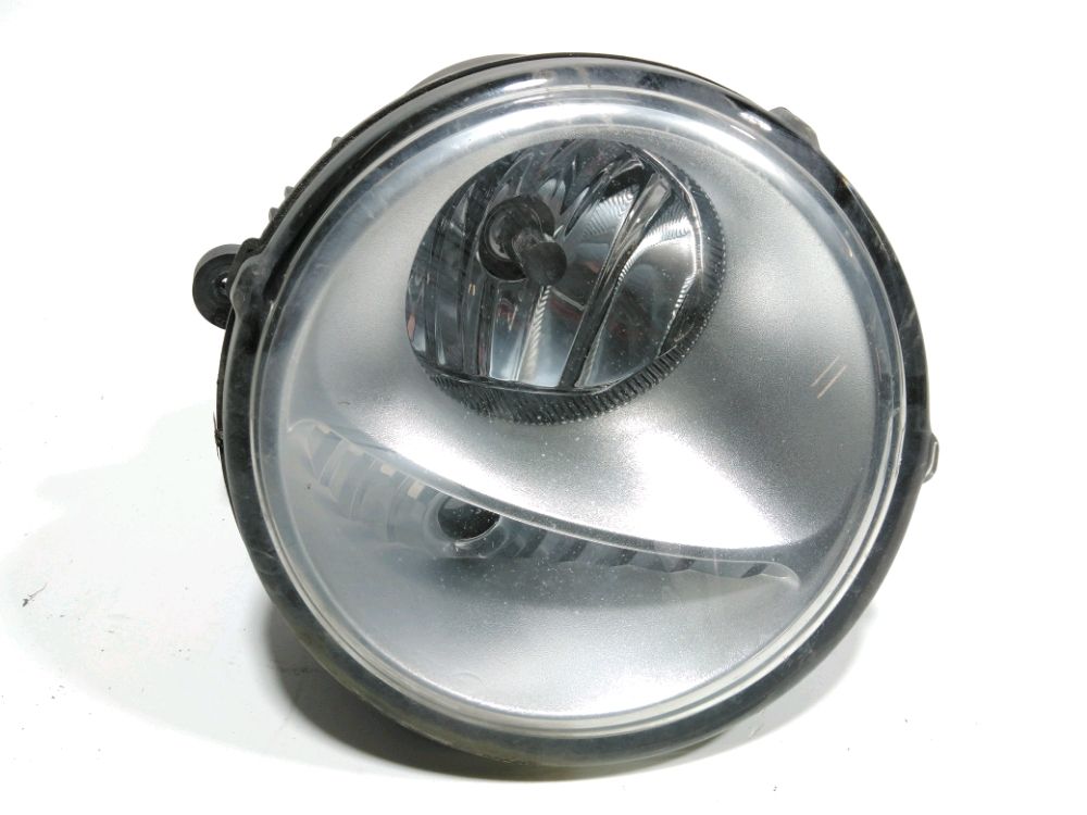 Feu diurne avant droit