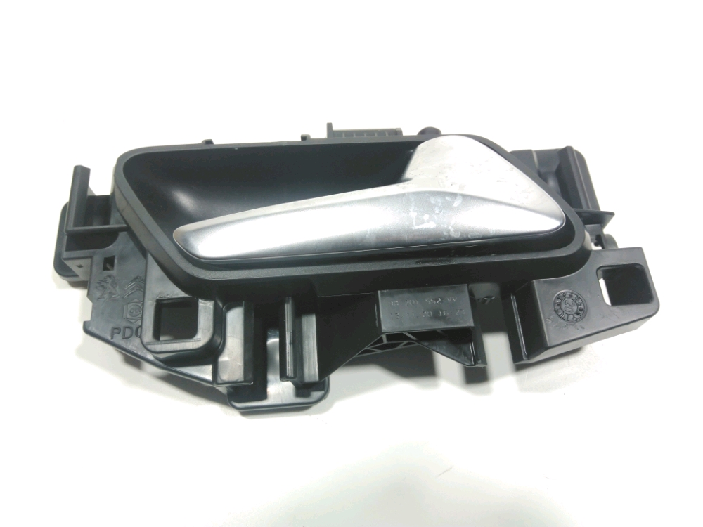 Poignée intérieure porte avant droite