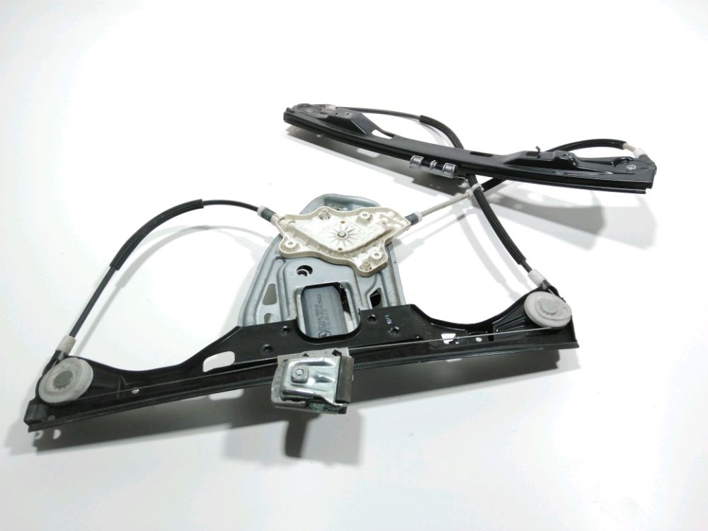 Lève-vitre électrique avant droit