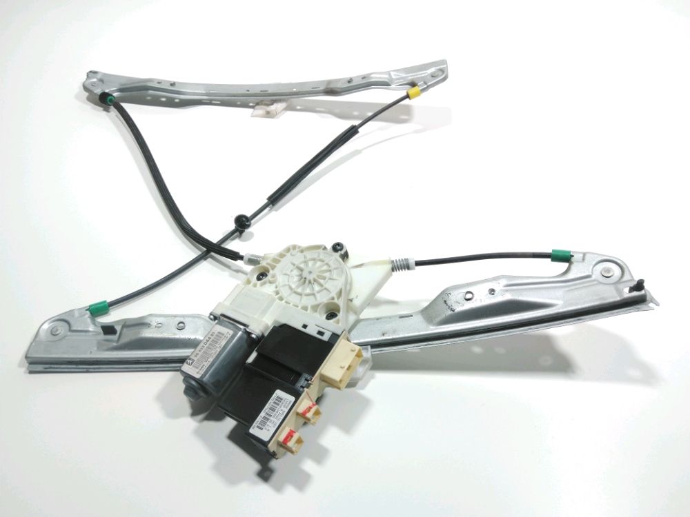 Lève-vitre électrique avant droit