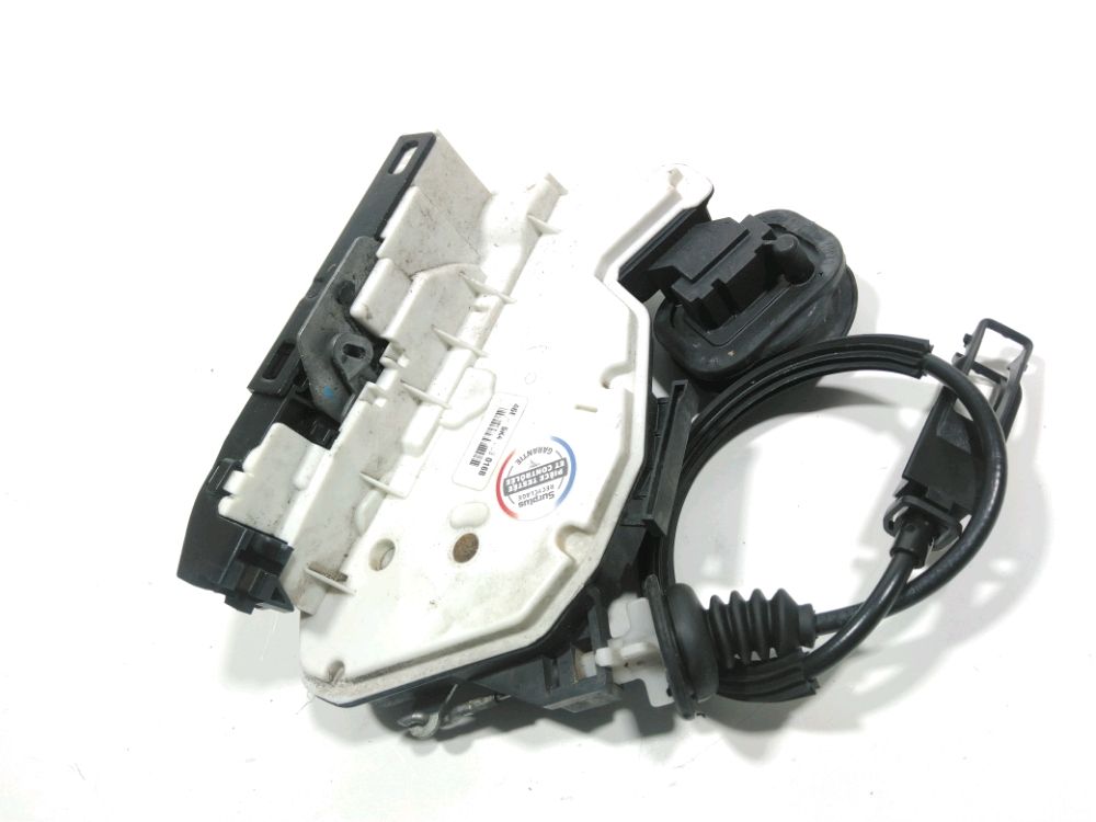 Serrure de porte arrière droite