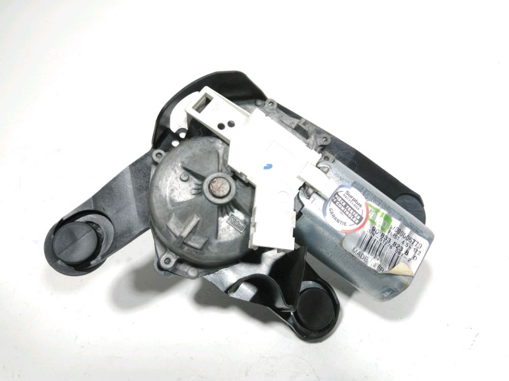 Moteur d'essuie glace arrière