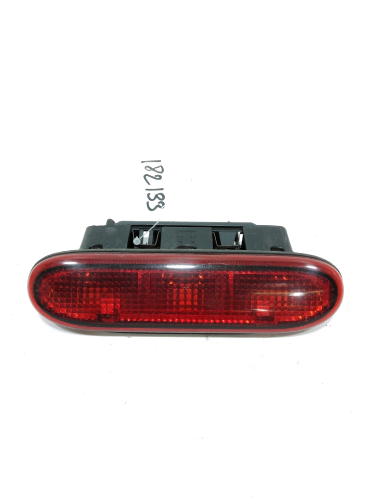 Feu de brouillard arrière central