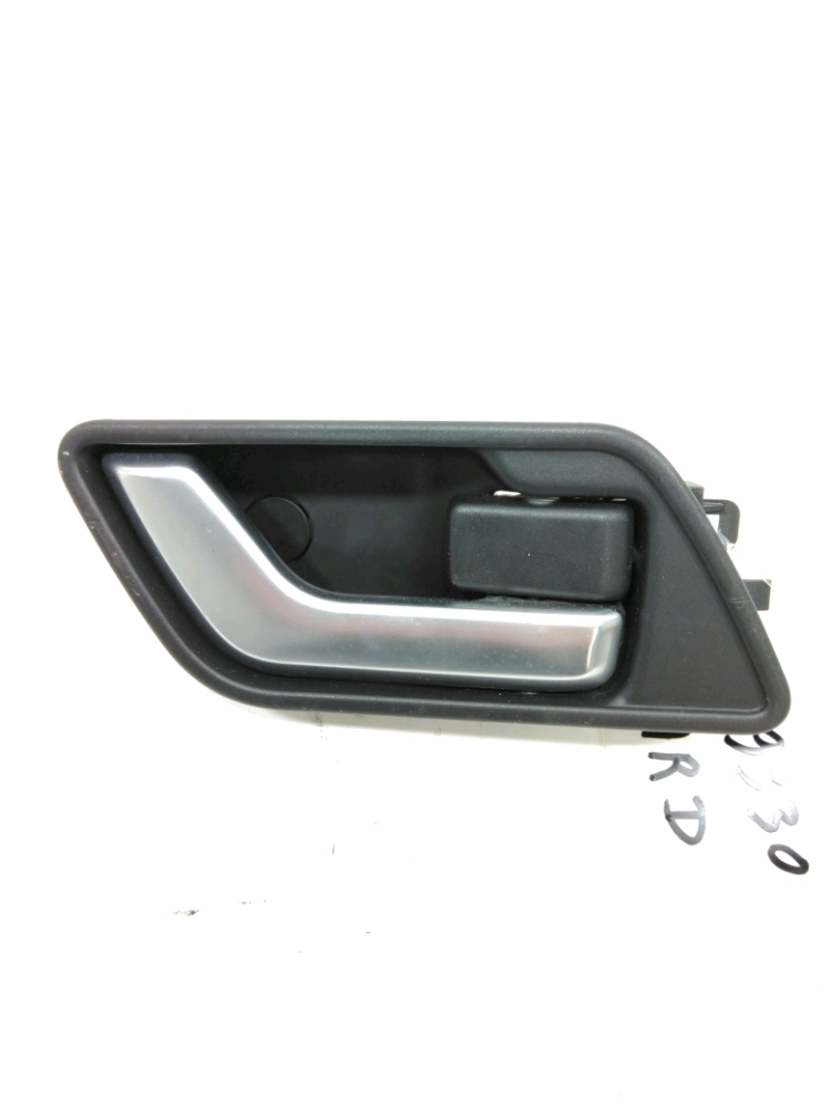 Poignee interieure porte arriere droite