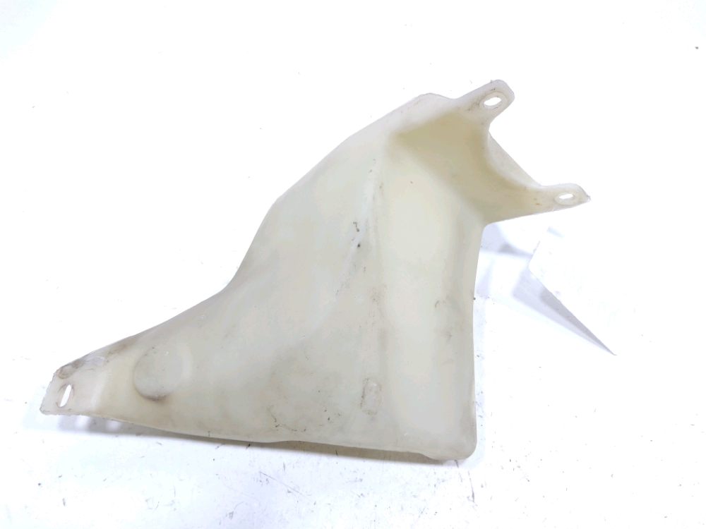 Réservoir de lave glace avant