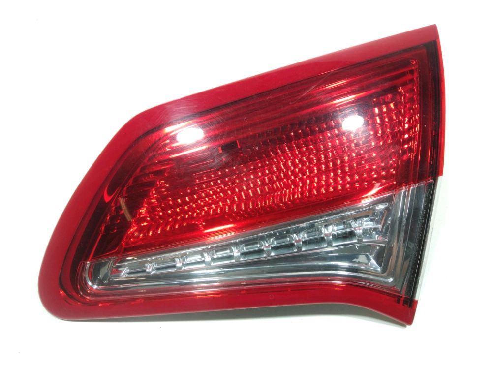 Feu arrière intérieur droit