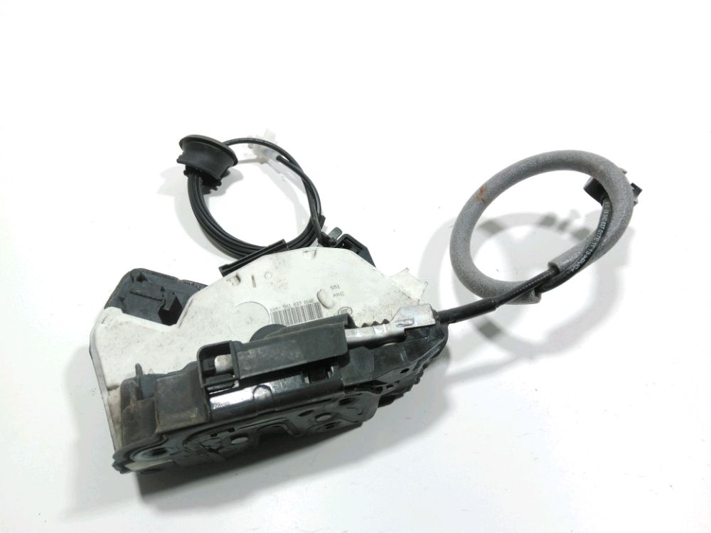 Serrure de porte avant droite