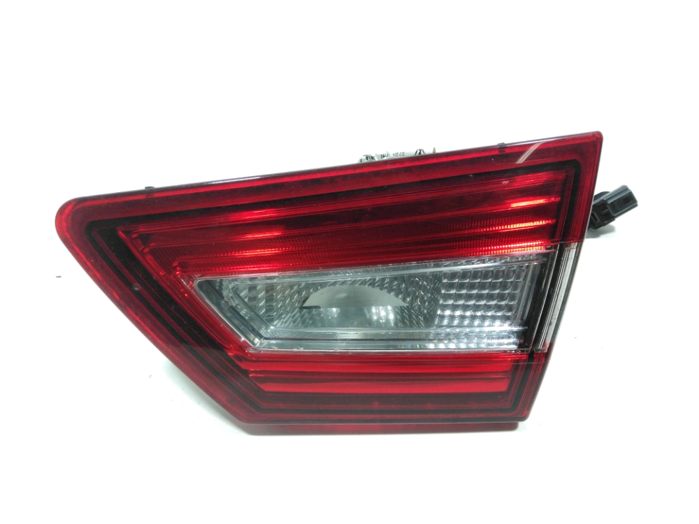 Feu arrière intérieur droit