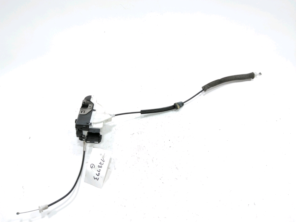 Serrure de porte avant gauche