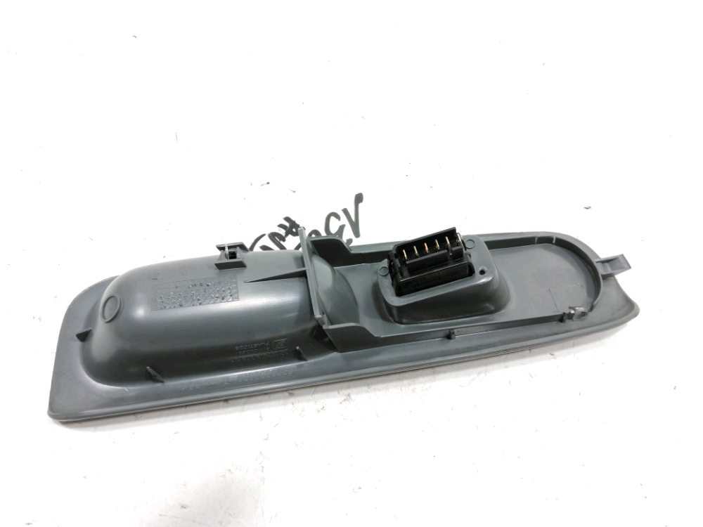 Commande lève-vitre avant droit