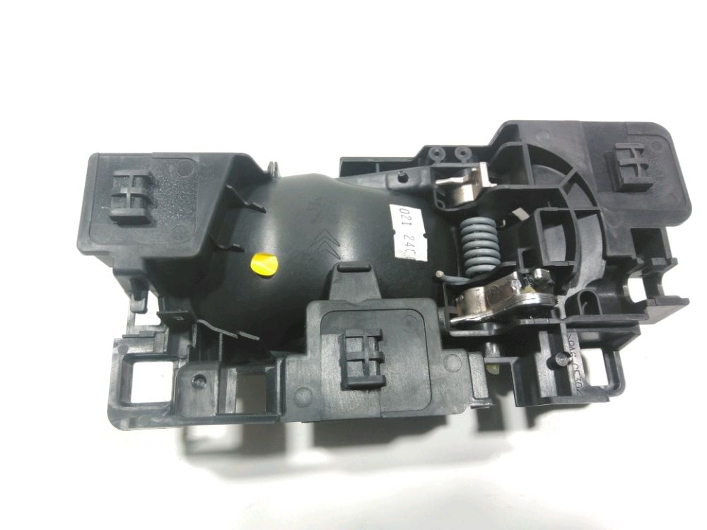 Poignée intérieure porte arrière gauche