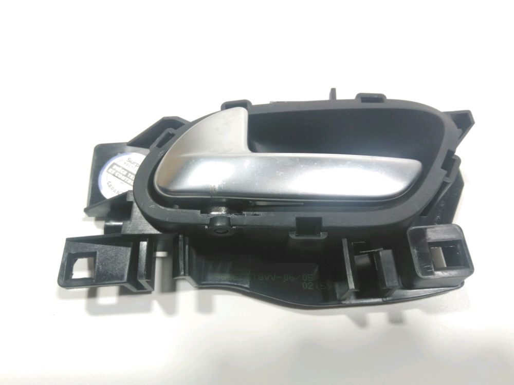 Poignée intérieure porte arrière gauche