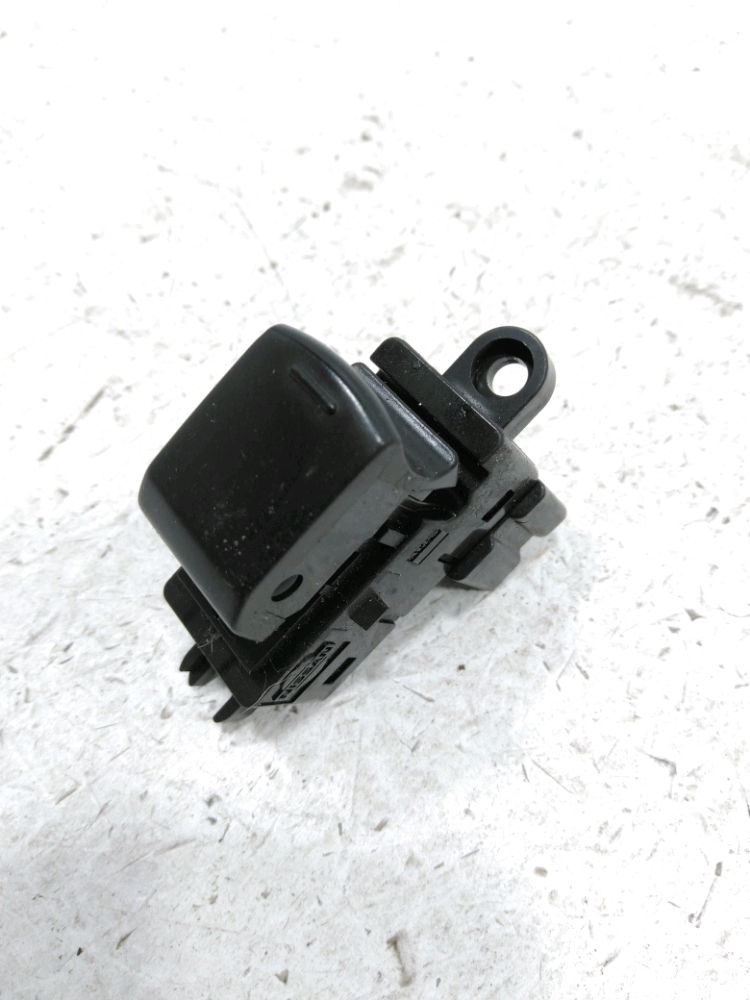 Commande lève-vitre arrière gauche