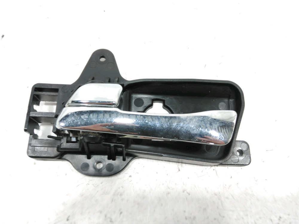 Poignée intérieure porte arrière gauche