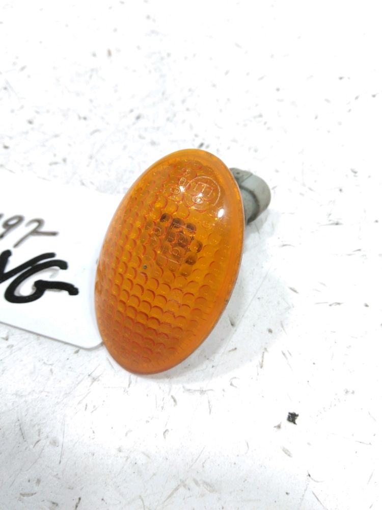 Répétiteur d'aile gauche