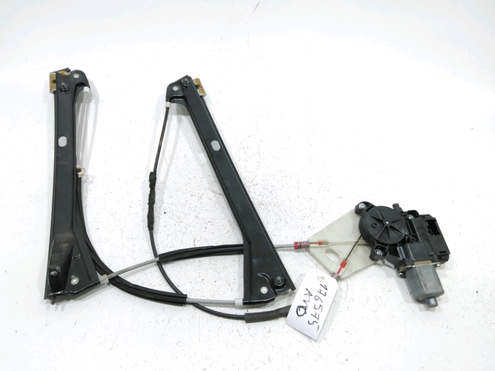 Lève-vitre électrique avant droit