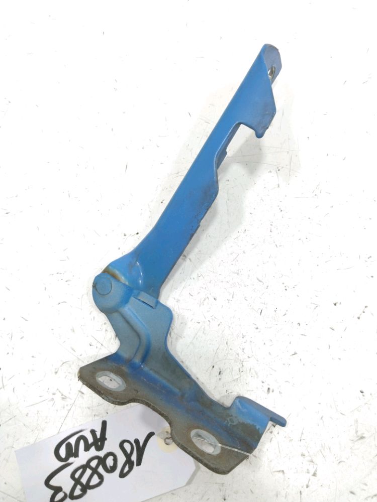 Vérin droit de capot