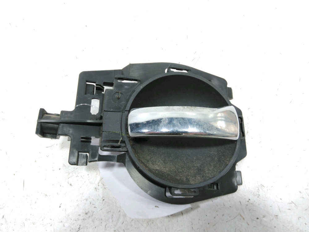 Poignée intérieure porte avant gauche