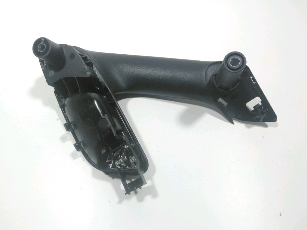 Poignée intérieure porte avant droite