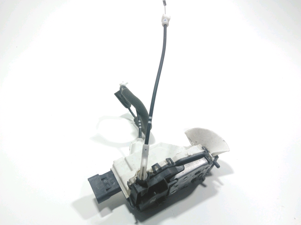 Serrure de porte avant gauche