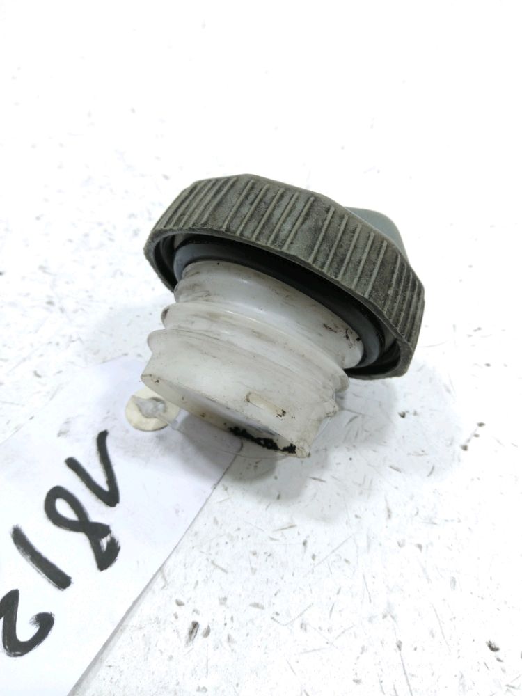 Bouchon de réservoir à carburant