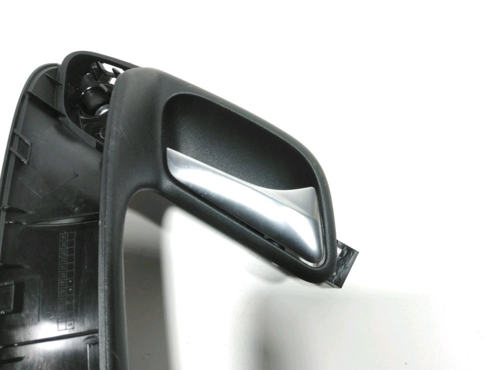 Poignée intérieure porte avant droite