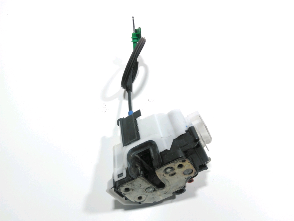 Serrure de porte avant gauche