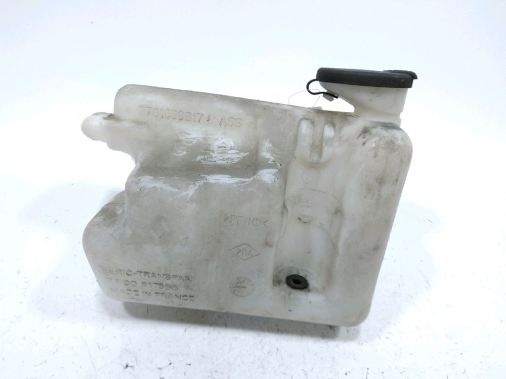 Réservoir de lave glace avant
