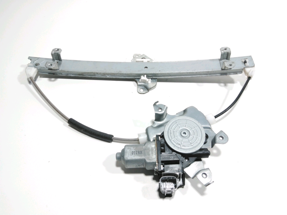 Lève-vitre électrique avant droit