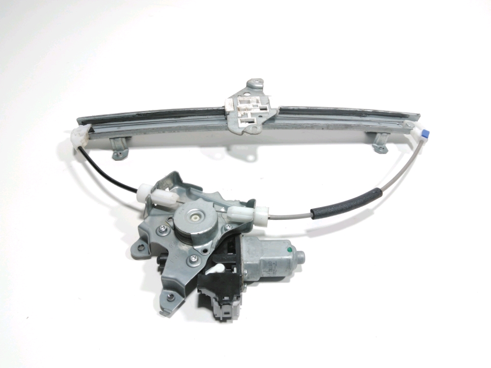 Lève-vitre électrique avant droit