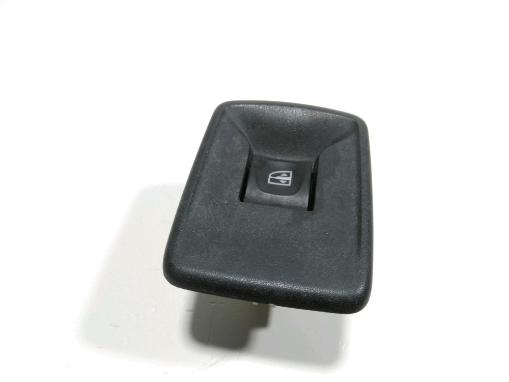 Commande lève-vitre avant droit