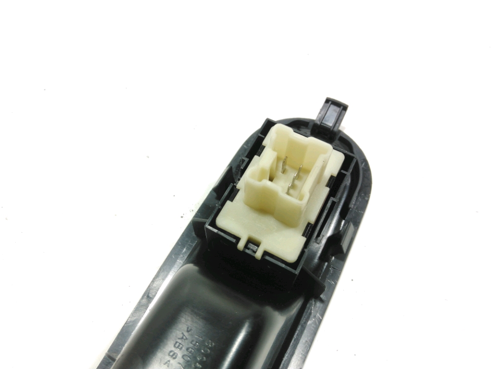 Commande lève-vitre avant droit