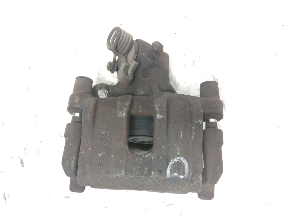 Etrier de frein arriere droit