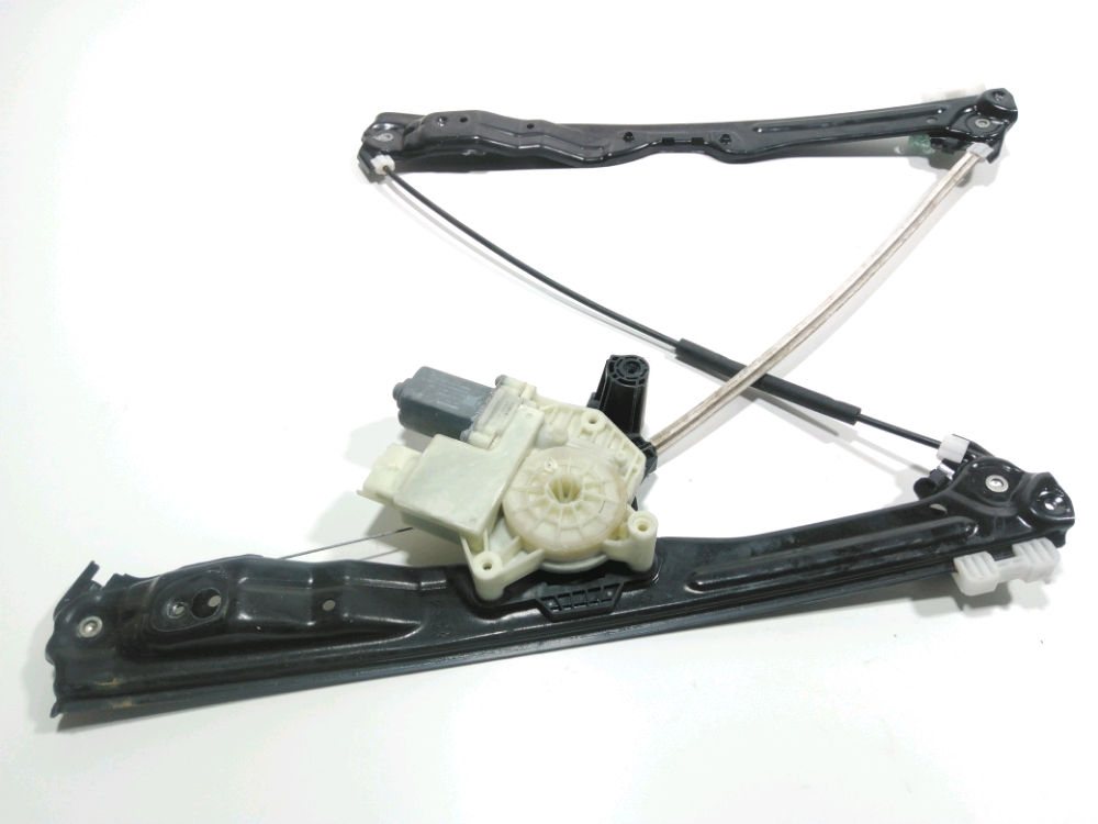 Lève-vitre électrique avant gauche