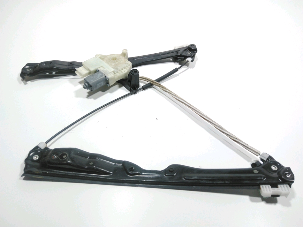 Lève-vitre électrique avant droit