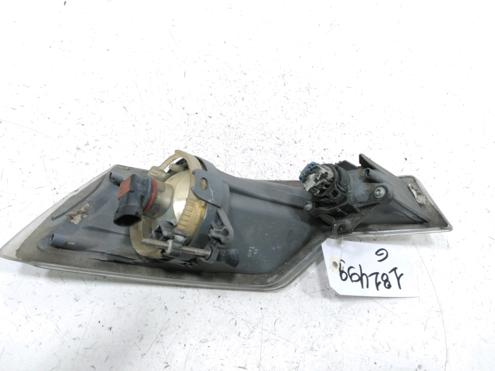 Antibrouillard avant gauche