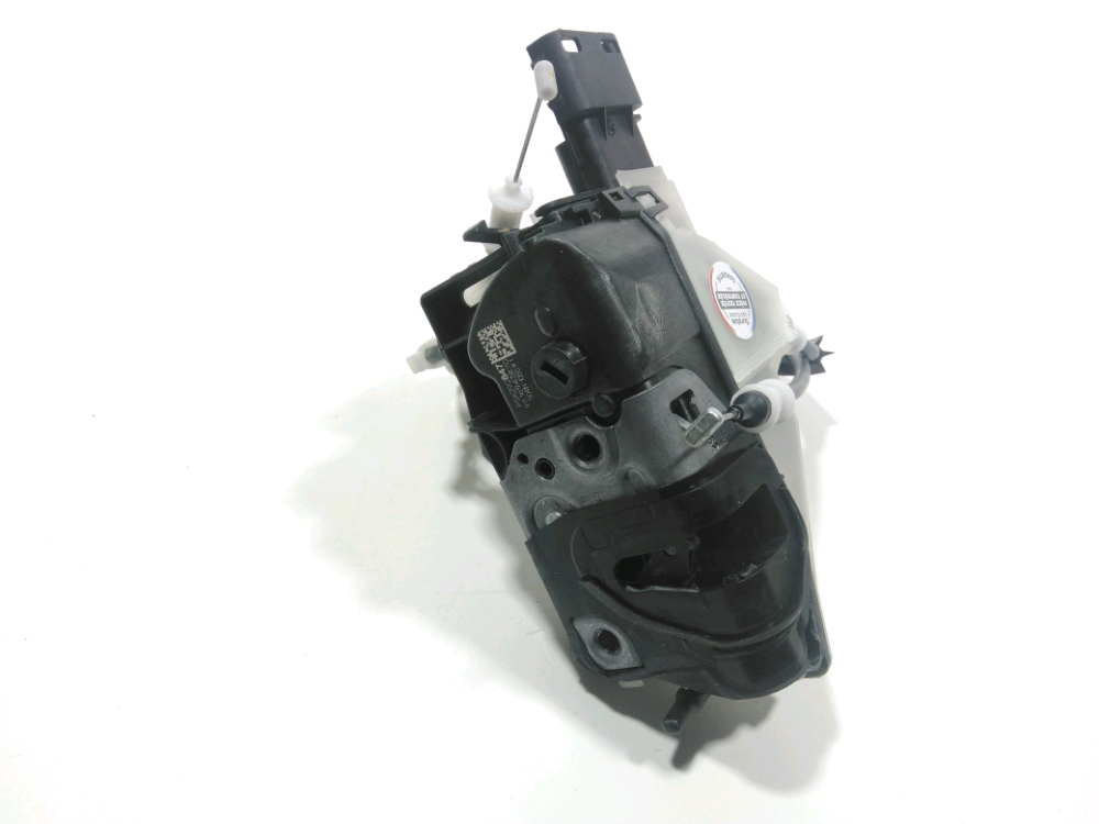 Serrure de porte avant droite