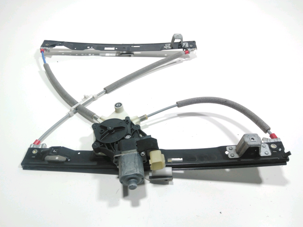 Lève-vitre électrique avant droit