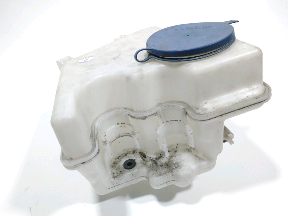 Réservoir de lave glace avant