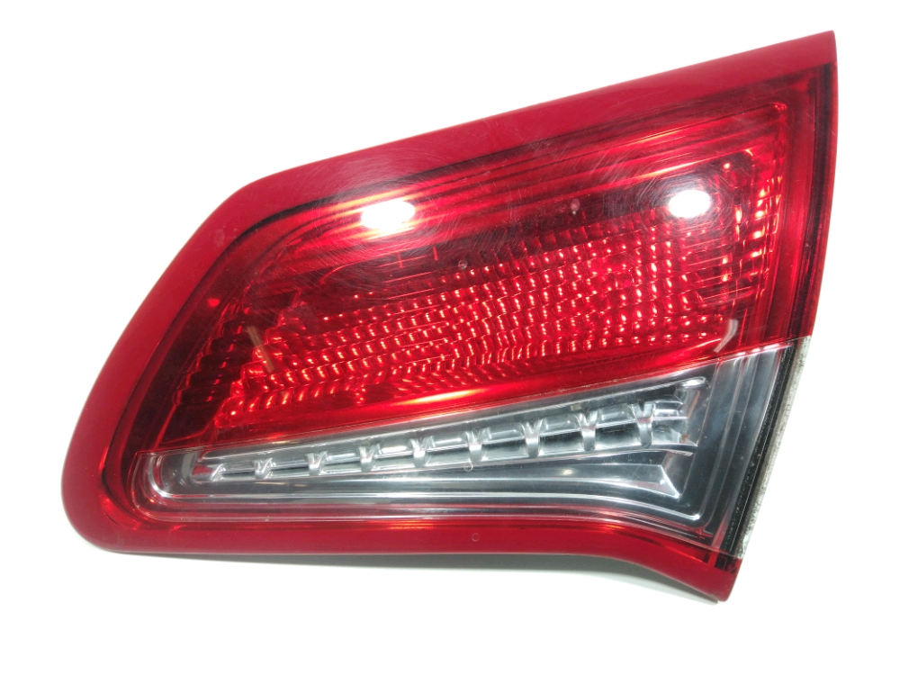 Feu arrière intérieur droit