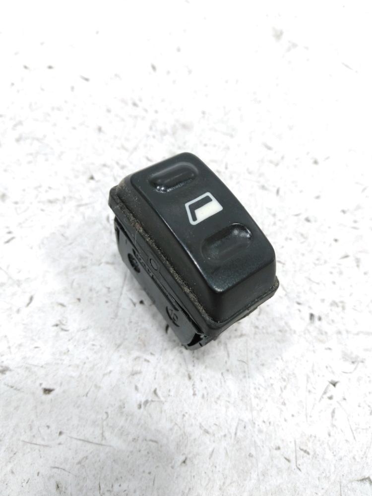 Commande lève-vitre avant droit