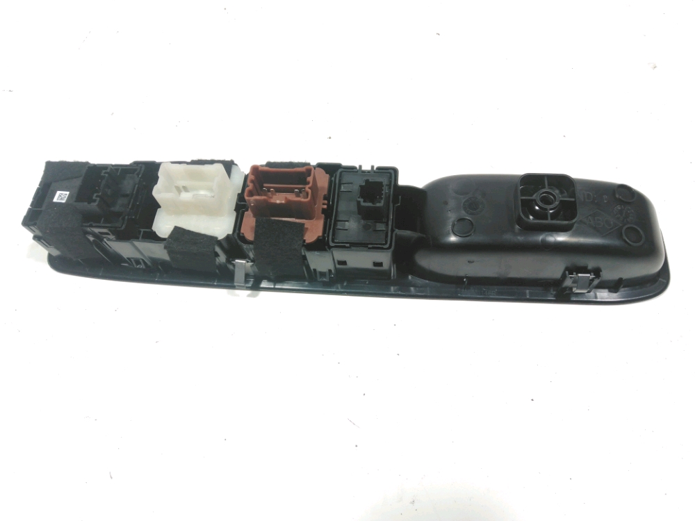 Commande lève-vitre avant gauche